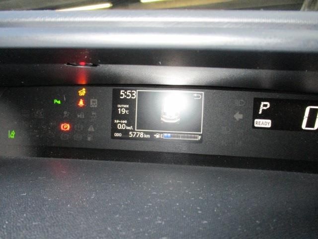Toyota AQUA 2018-10 13932-3