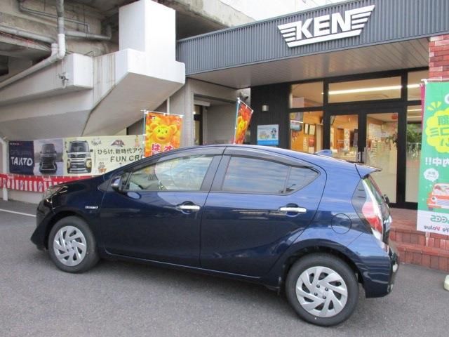Toyota AQUA 2018-10 13932-12