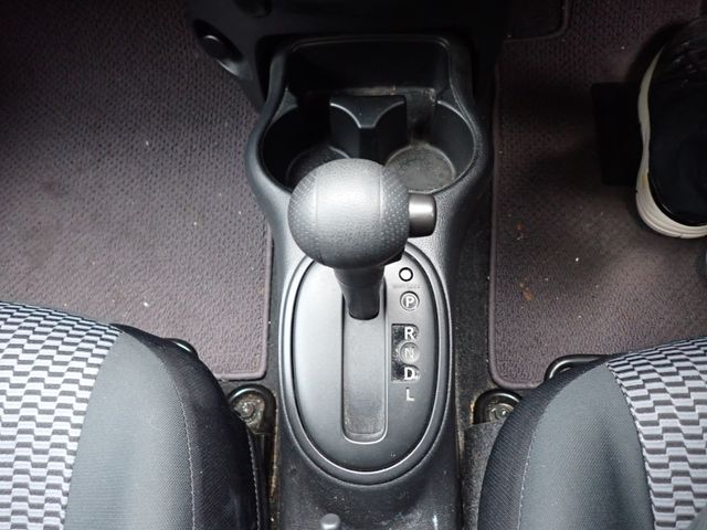 Nissan MARCH 2018-11 196168-15