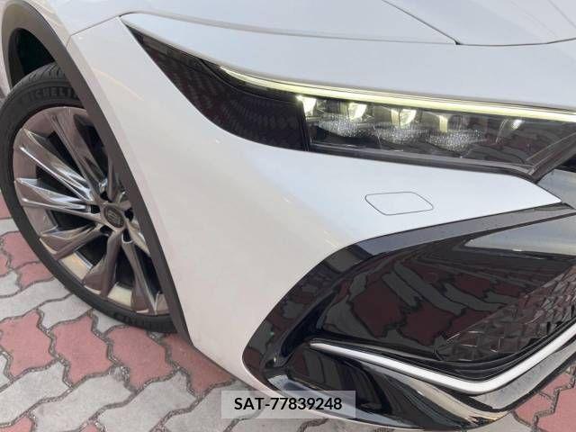 Toyota CROWN 2022-09 218790-12