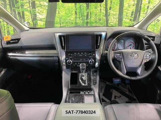 Toyota ALPHARD 2021-08 299630-1