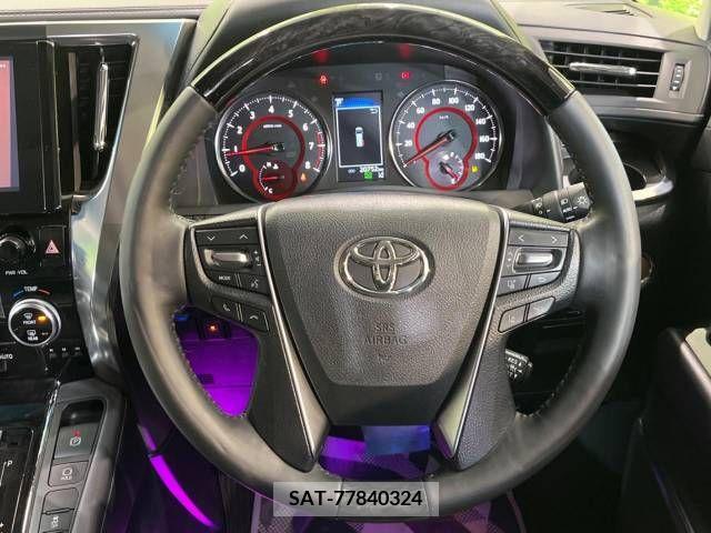 Toyota ALPHARD 2021-08 299630-9