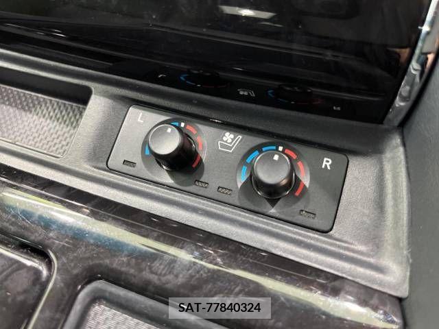 Toyota ALPHARD 2021-08 299630-5
