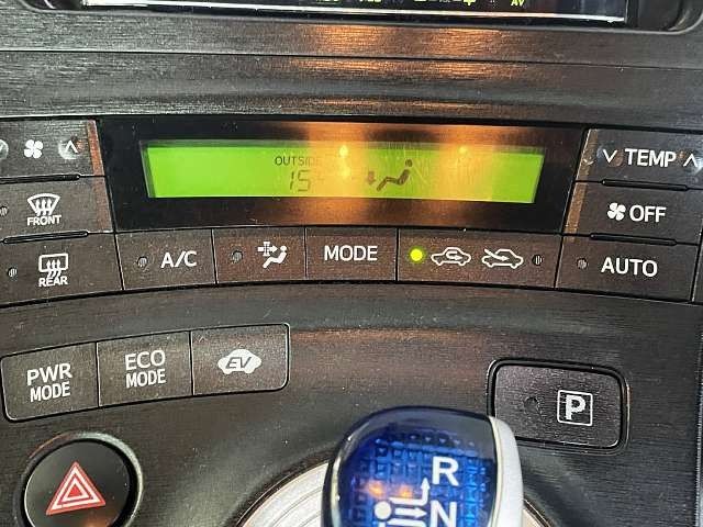 Toyota PRIUS 2011-09 190561-6