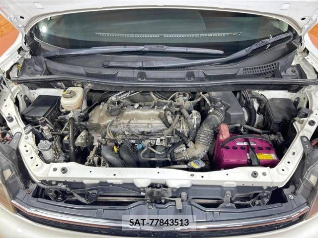 Toyota VOXY 2010-08 336293-18