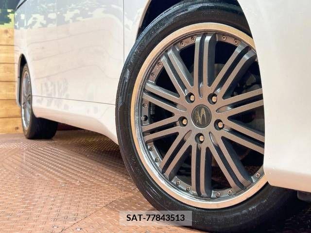 Toyota VOXY 2010-08 336293-13