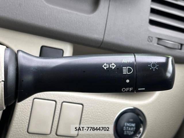 Toyota NOAH 2009-09 250392-7