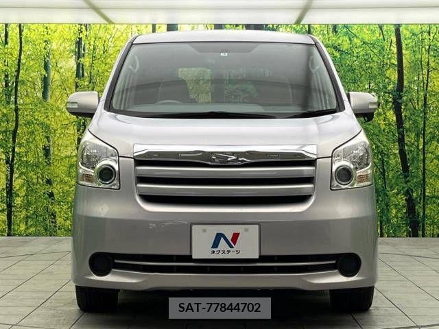Toyota NOAH 2009-09 250392-14