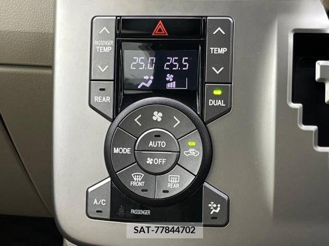 Toyota NOAH 2009-09 250392-5