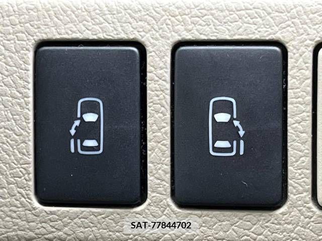 Toyota NOAH 2009-09 250392-4