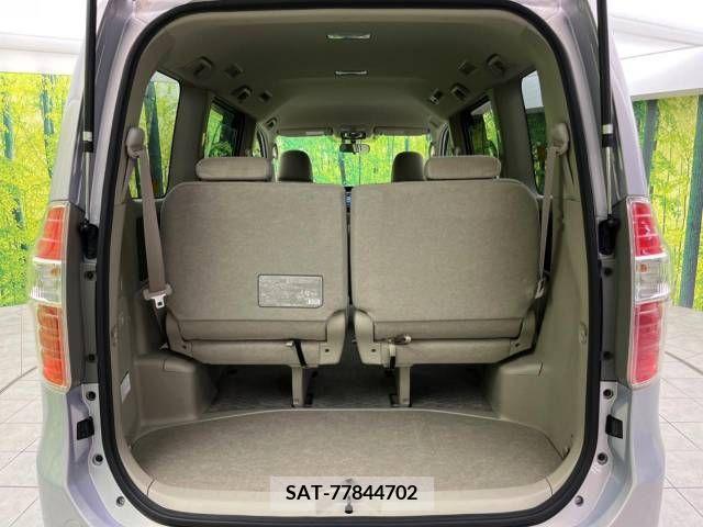 Toyota NOAH 2009-09 250392-10