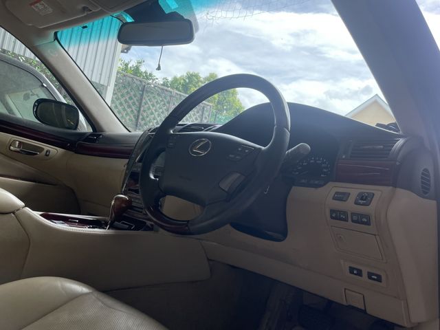 Lexus LS 2007-07 5700-2