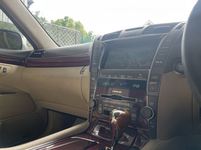 Lexus LS 2007-07 5700-3