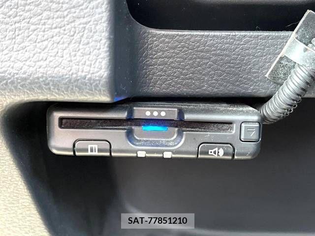 Suzuki SPACIA 2013-07 351459-6