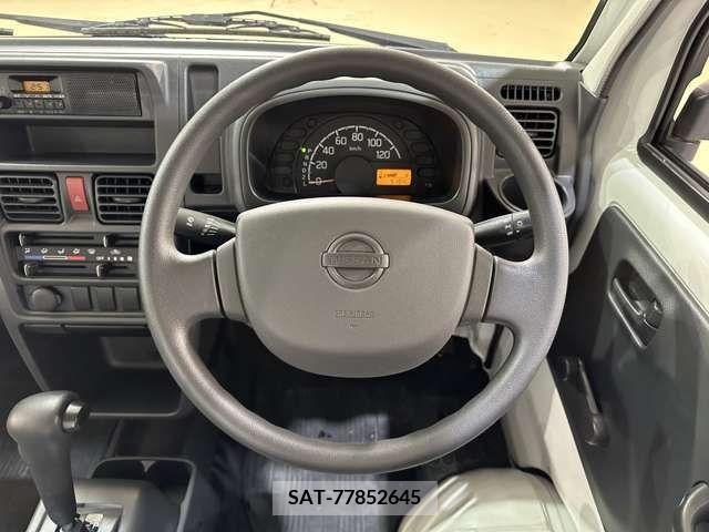 Nissan CLIPPER 2019-04 302146-13