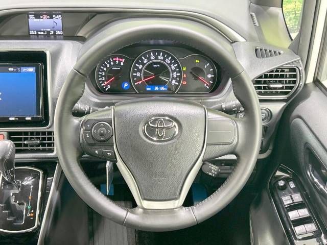 Toyota VOXY 2020-02 23958-7