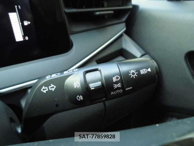 Nissan NOTE 2021-06 302455-5