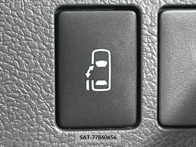 Toyota VOXY 2009-06 370513-2