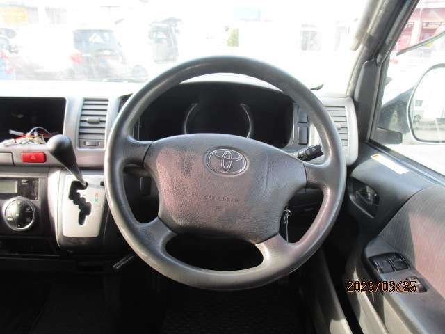 Toyota HIACE VAN 2013-06 8009-8