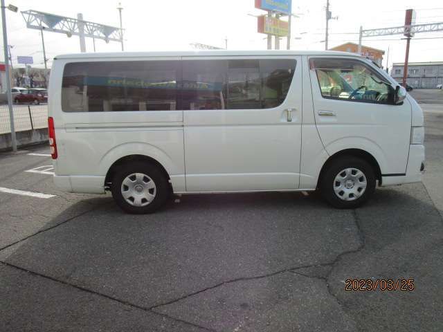 Toyota HIACE VAN 2013-06 8009-3