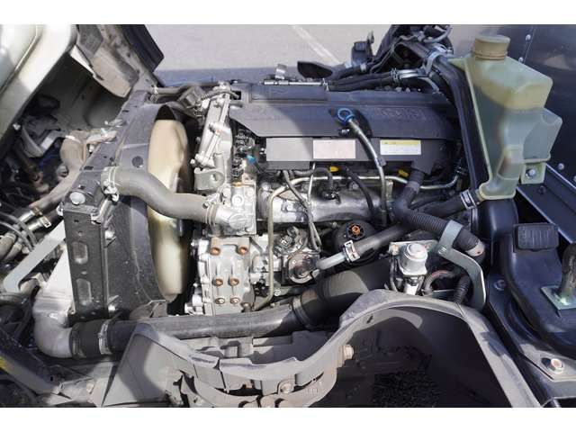Mitsubishi CANTER 2018-11 13663-12