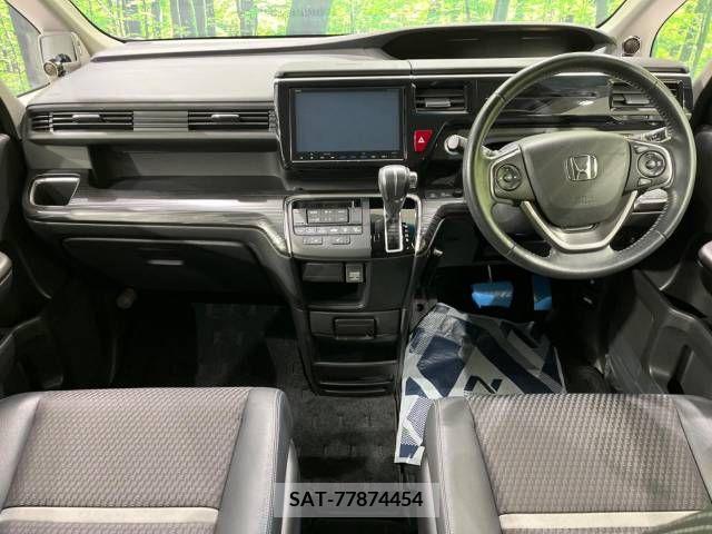 Honda STEP WGN 2017-09 217298-1