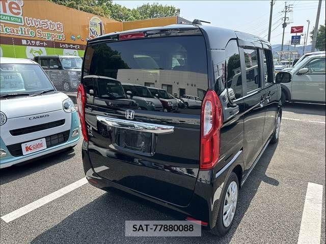 Honda N BOX 2022-03 307383-7
