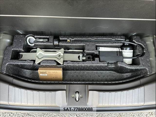 Honda N BOX 2022-03 307383-14