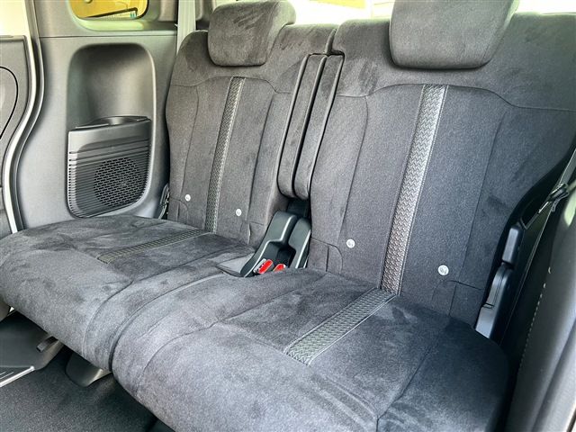 Honda N BOX CUSTOM 2023-06 12042-19