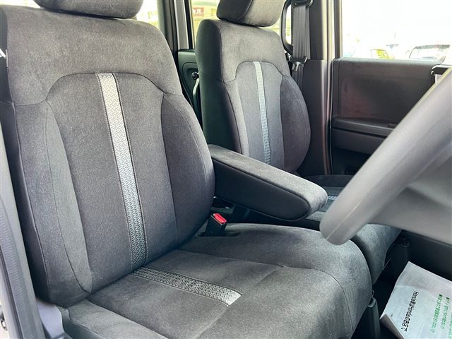 Honda N BOX CUSTOM 2023-06 12042-13