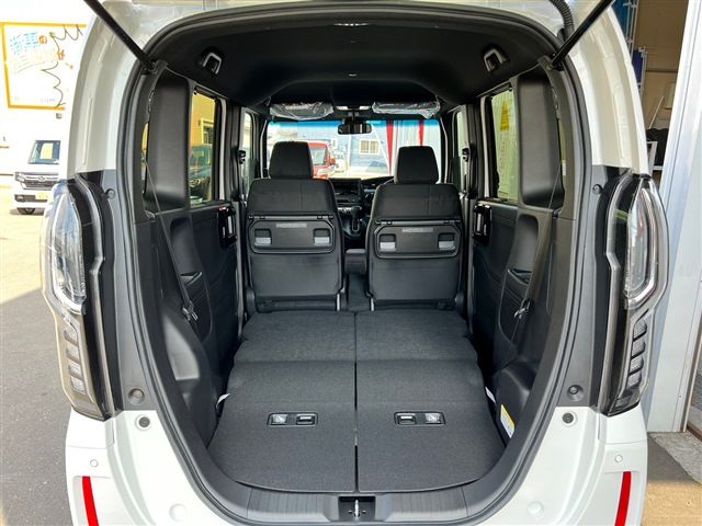 Honda N BOX CUSTOM 2023-06 12042-11