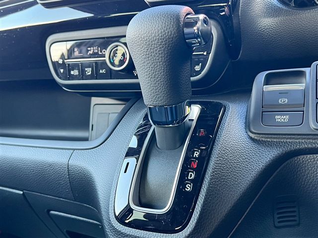 Honda N BOX CUSTOM 2023-06 12042-24