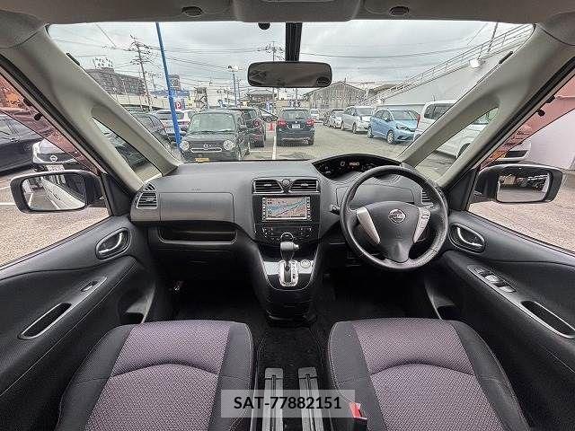 Nissan SERENA 2011-02 284233-1