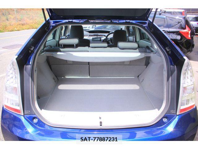 Toyota PRIUS 2010-02 321988-19