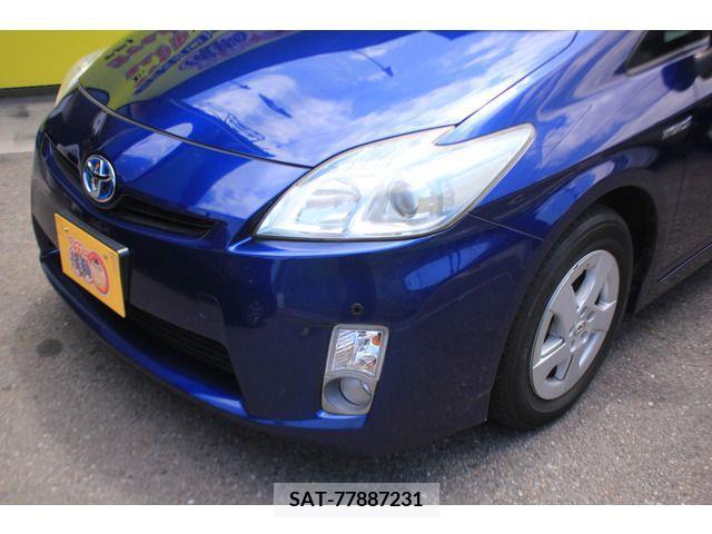 Toyota PRIUS 2010-02 321988-9