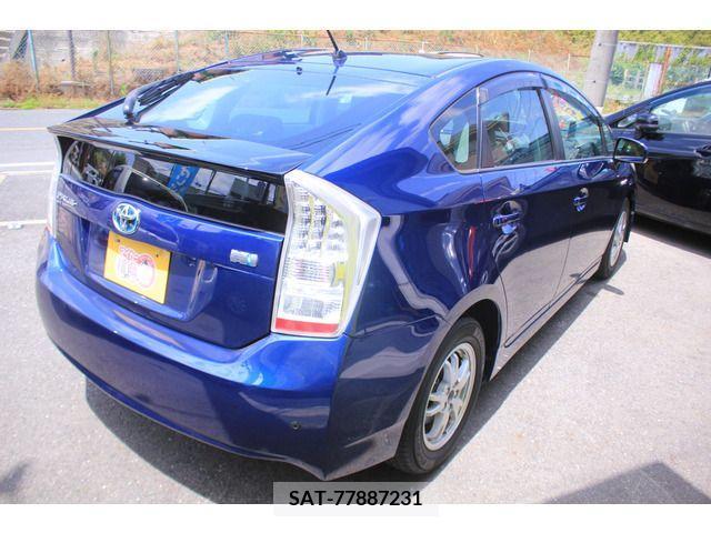 Toyota PRIUS 2010-02 321988-18