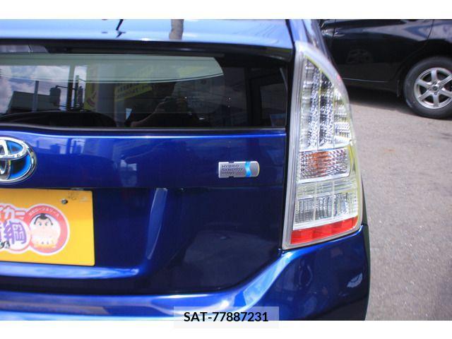 Toyota PRIUS 2010-02 321988-15