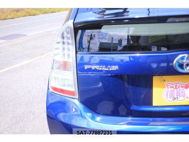 Toyota PRIUS 2010-02 321988-14