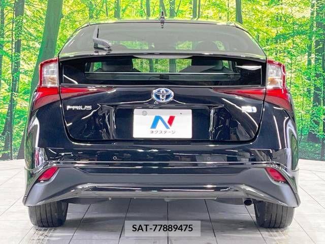 Toyota PRIUS 2021-08 282048-15