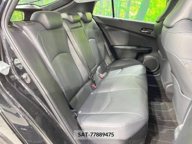 Toyota PRIUS 2021-08 282048-9