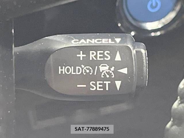 Toyota PRIUS 2021-08 282048-5