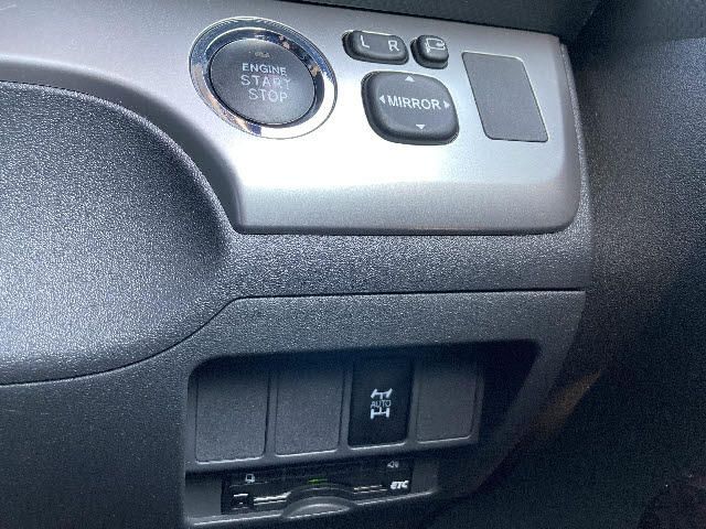 Toyota COROLLA RUMION 2011-06 7210-9