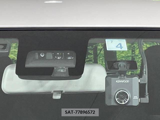 Suzuki SWIFT 2020-04 224622-2
