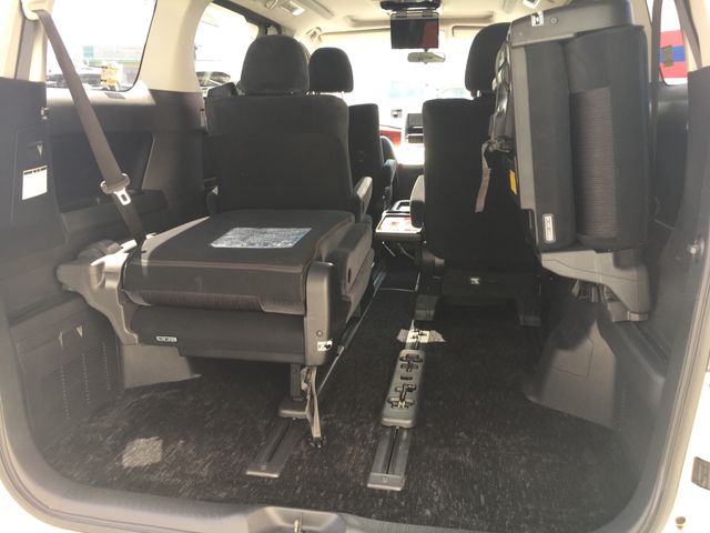 Toyota VELLFIRE 2008-12 15476-17