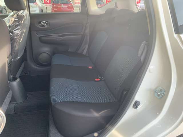 Nissan NOTE 2015-06 182581-12