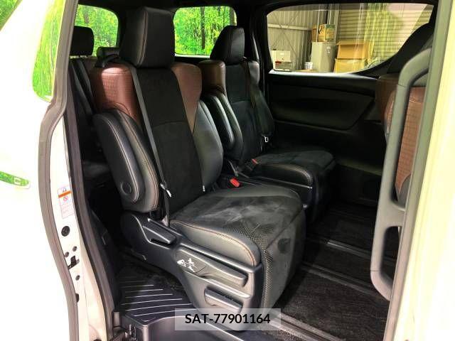 Toyota ALPHARD 2017-09 258940-13