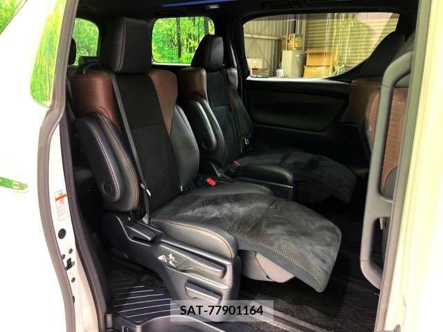 Toyota ALPHARD 2017-09 258940-14