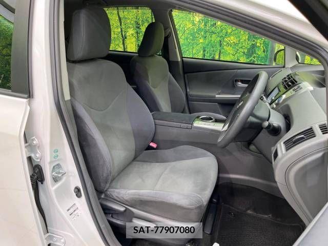 Toyota PRIUS ALPHA 2013-01 218060-6