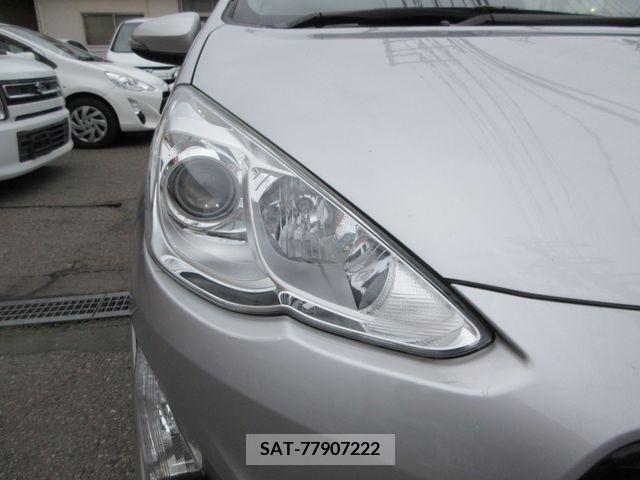 Toyota AQUA 2017-03 260595-15
