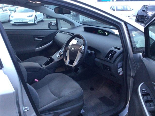 Toyota PRIUS 2009-09 20641-10